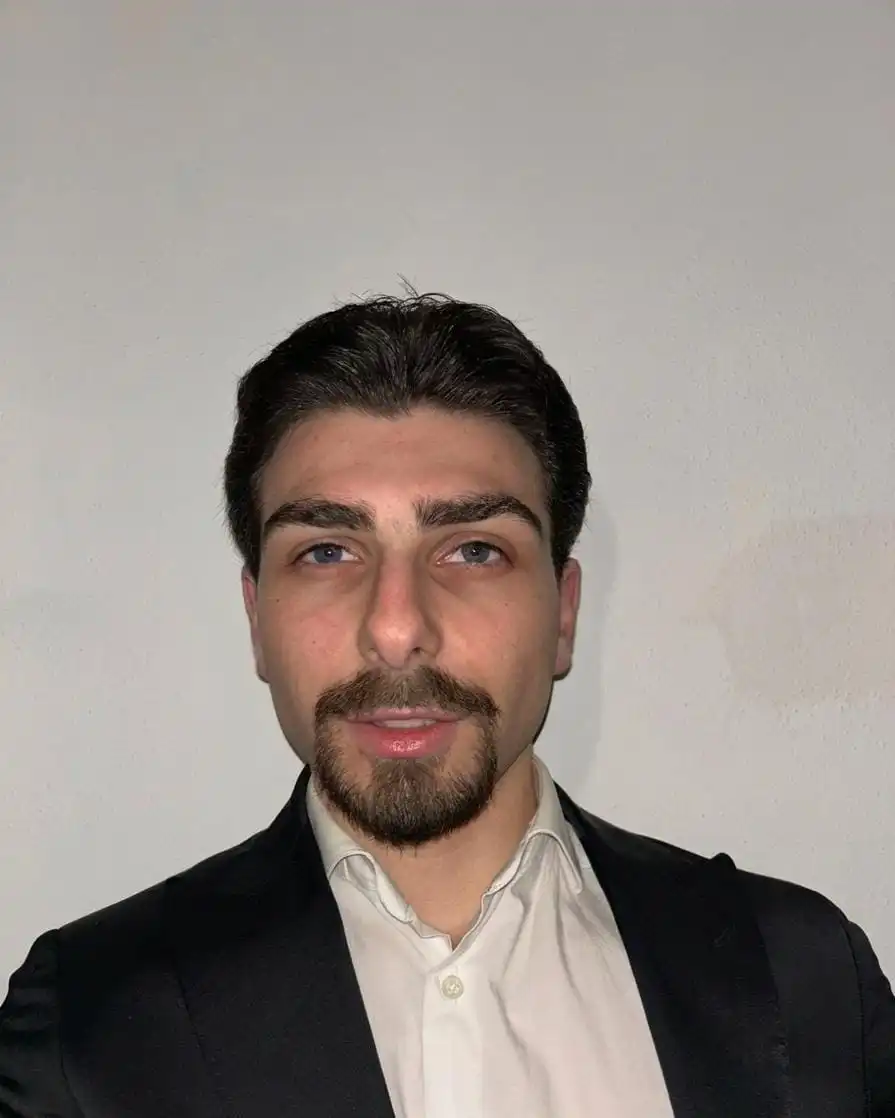 Ritratto professionale di Claudio Negru